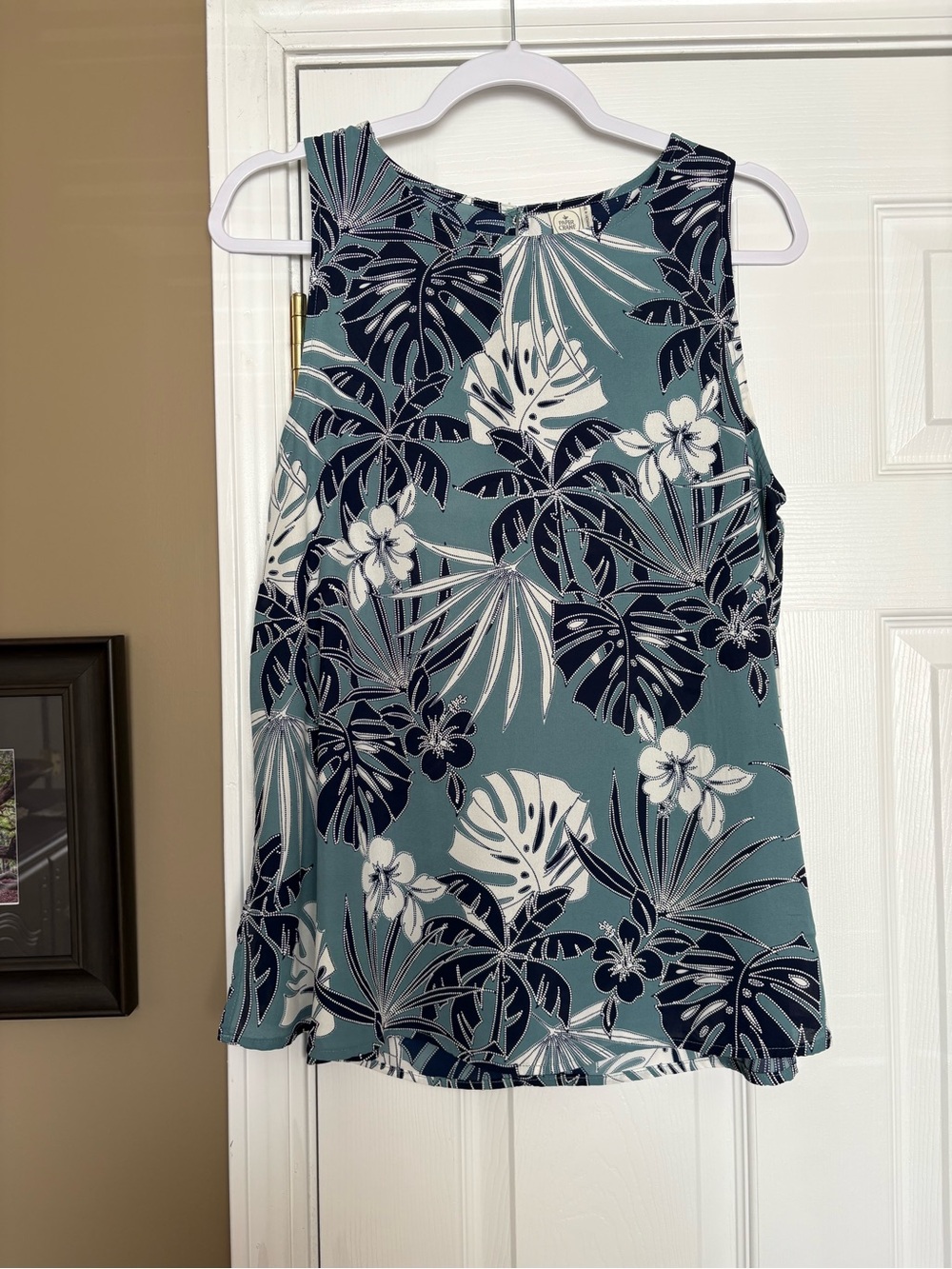 Sleeveless Floral Print blouse - Teal/Blue